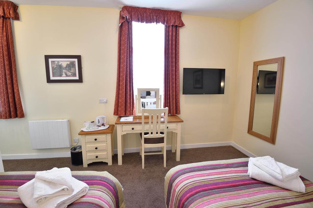The Royal Victoria And Bull Hotel Дартфорд Экстерьер фото