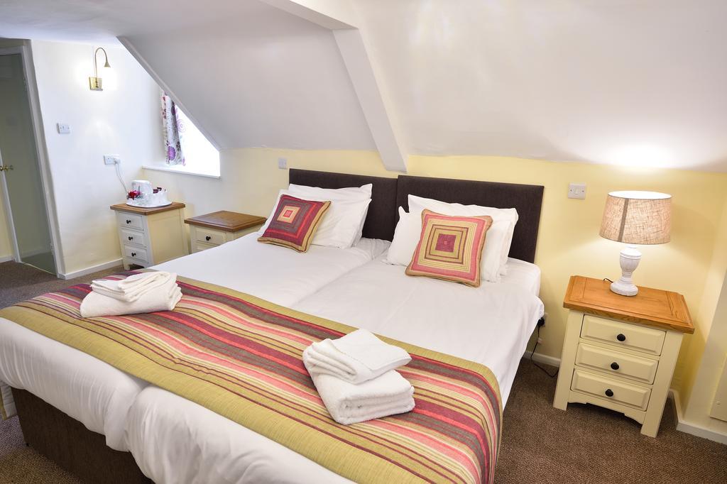 The Royal Victoria And Bull Hotel Дартфорд Экстерьер фото