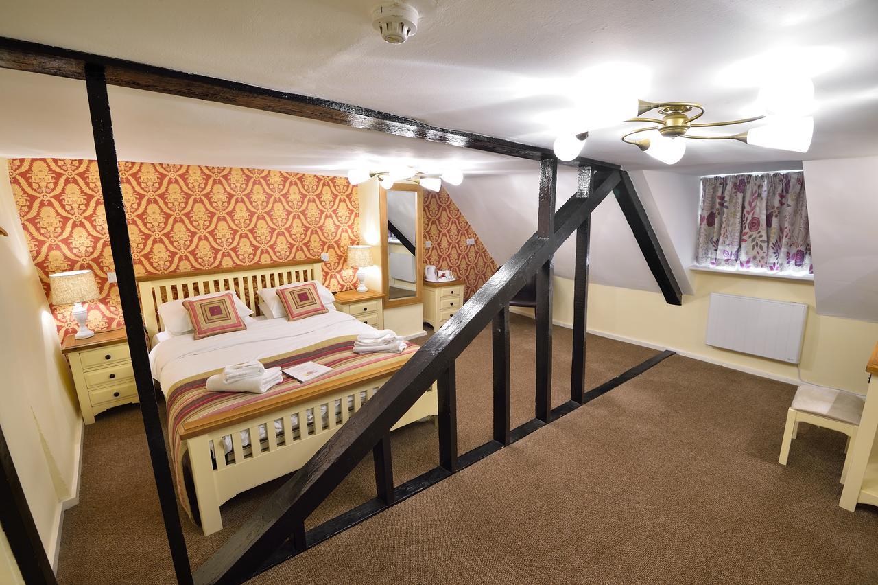 The Royal Victoria And Bull Hotel Дартфорд Экстерьер фото